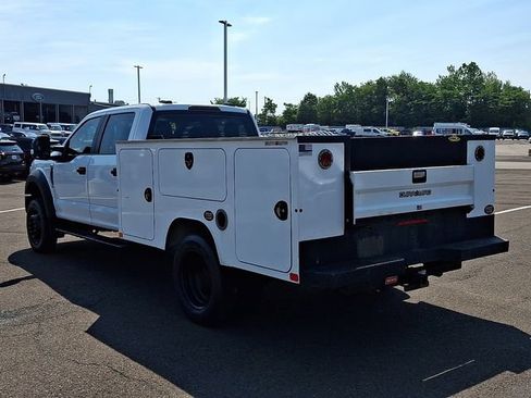 Certified 2022 Ford F550 4x4 Crew Cab Super Duty w/ Power Equipment Group image 4