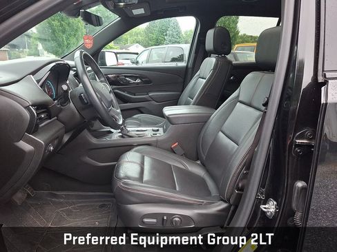 Used 2023 Chevrolet Traverse RS w/ LPO, Floor Liner Package AWD/4WD image 16