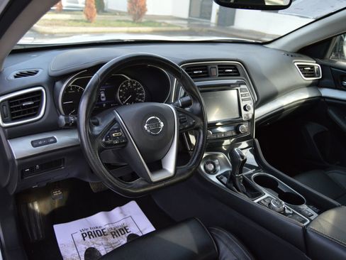 Used 2018 Nissan Maxima 3.5 SV image 8