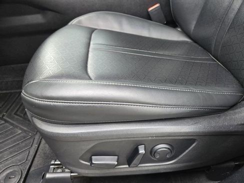 Used 2022 Kia Sorento SX image 24