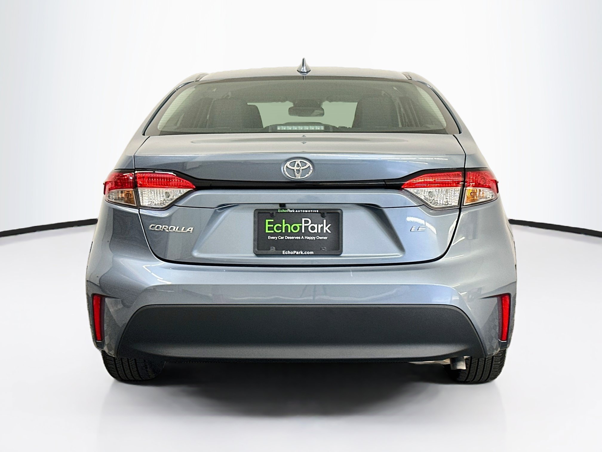 Used 2026 Toyota Corolla LE FWD image 7