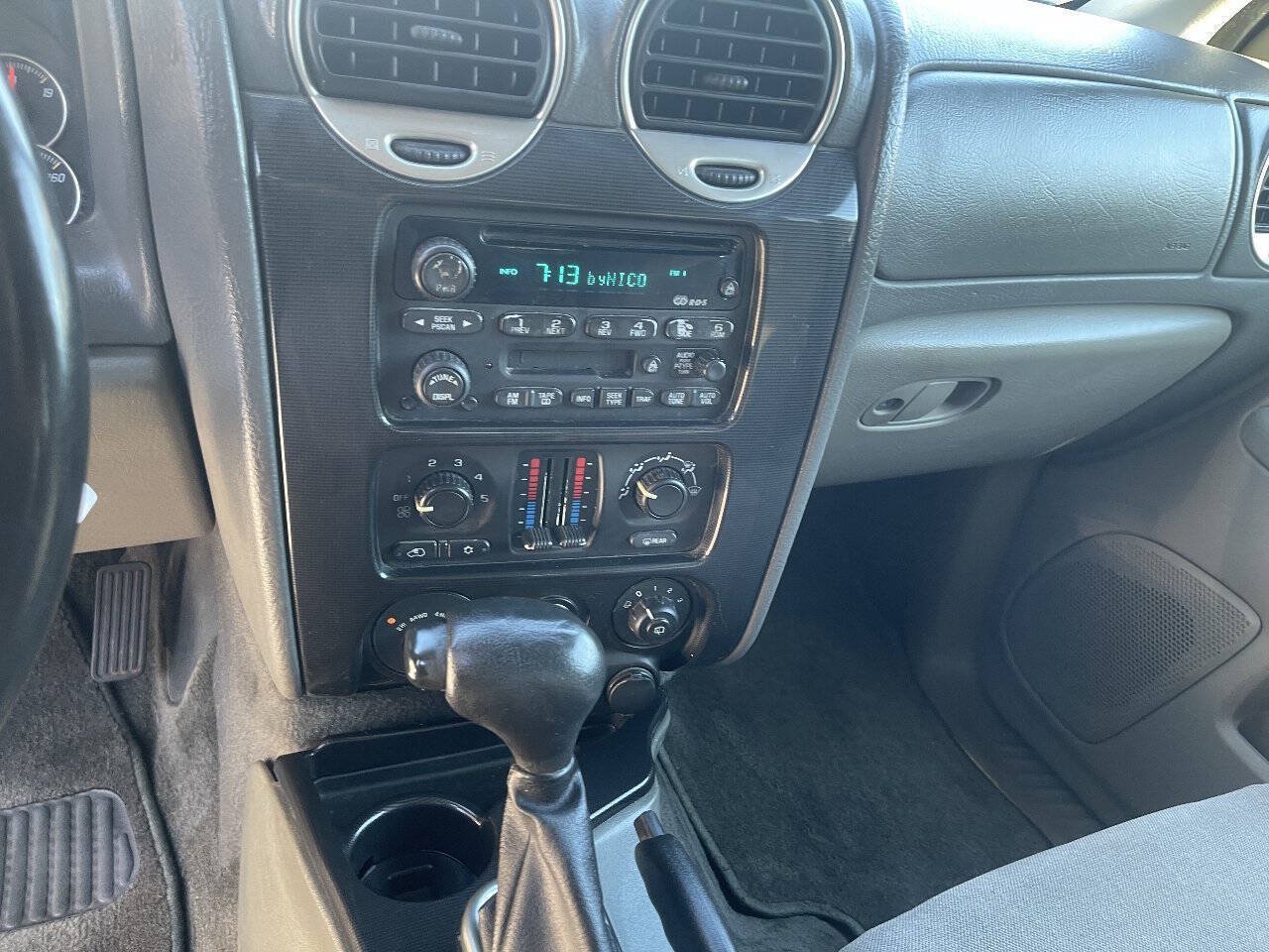 Used 2003 GMC Envoy SLE AWD/4WD image 12