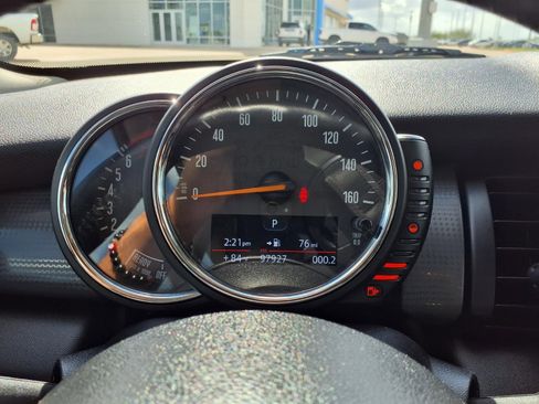 Used 2016 MINI Cooper 2-Door Hardtop image 14