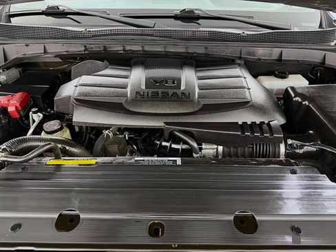 Used 2022 Nissan Titan SV w/ Accessory Utility Package image 27