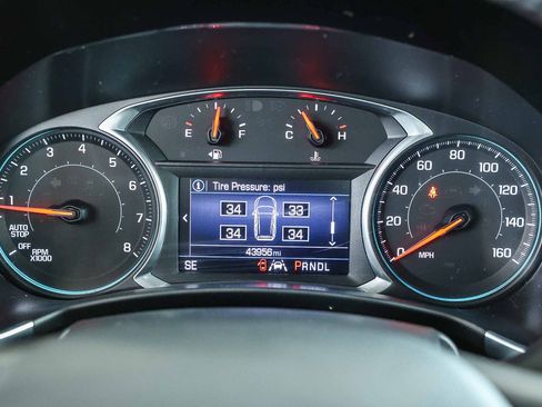 Used 2020 Chevrolet Equinox LT image 28