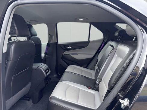 Used 2018 Chevrolet Equinox Premier image 14
