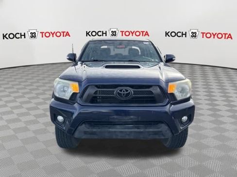 Used 2012 Toyota Tacoma 4x4 Double Cab image 2