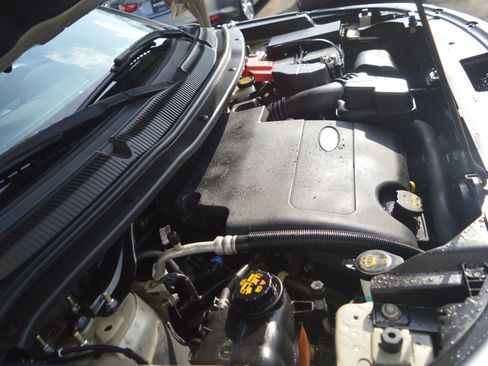 Used 2013 Ford Explorer XLT image 34