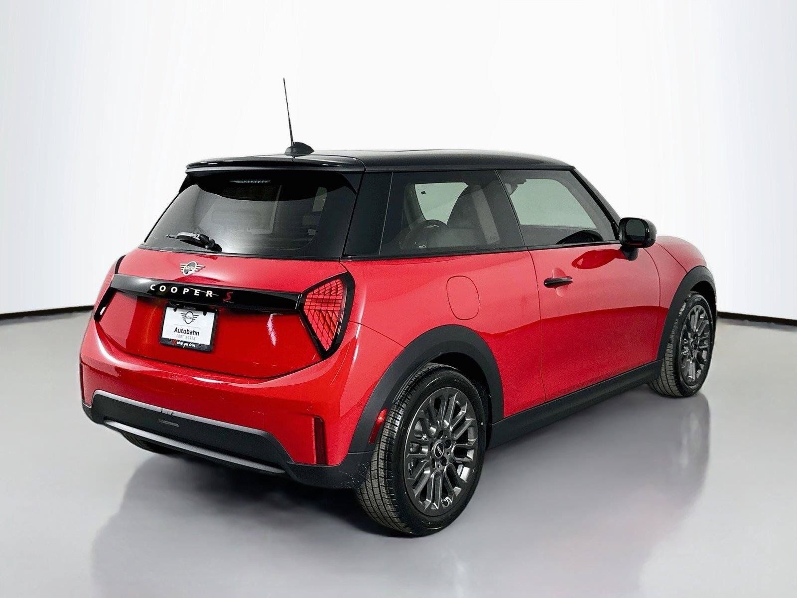 Used 2025 MINI Cooper S FWD image 4