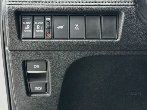 Used 2026 Honda Odyssey Sport-L image 10