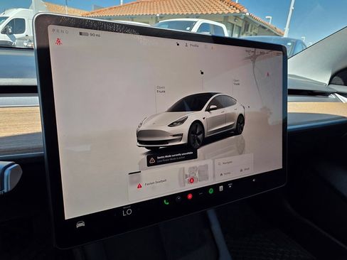 Used 2023 Tesla Model 3 Standard Range RWD image 37