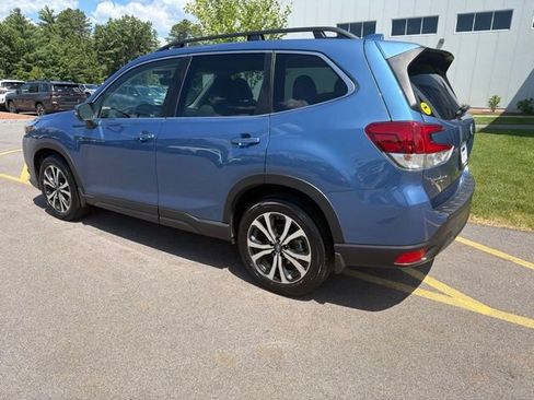 Used 2023 Subaru Forester Limited AWD/4WD image 7