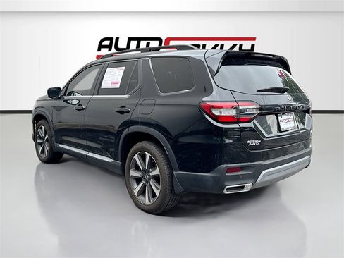 Used 2024 Honda Pilot Elite image 5