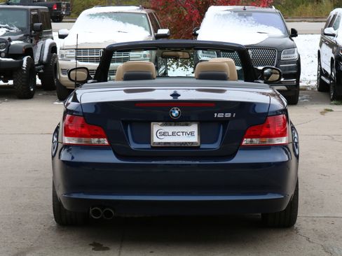 Used 2011 BMW 128i I image 30