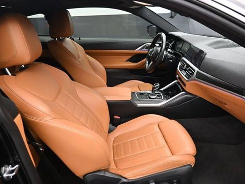 Used 2021 BMW 430i Coupe w/ M Sport Package RWD image 9