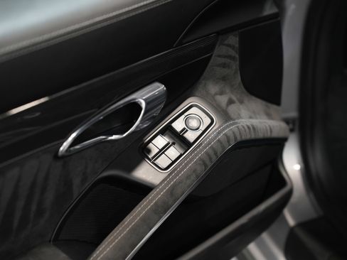 Used 2018 Porsche 911 GT3 image 25