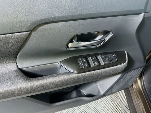 Used 2026 Nissan Kicks SV w/ Cold Weather Package image 9