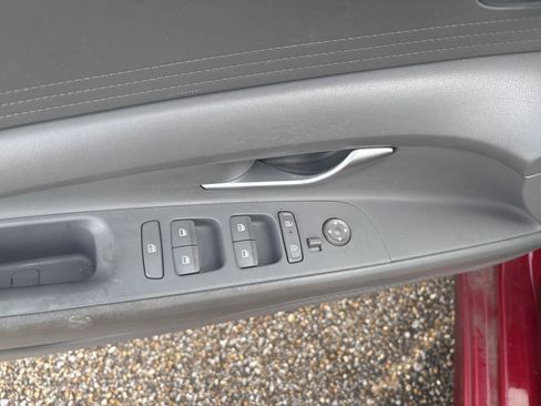 Used 2024 Hyundai Elantra SEL FWD image 8