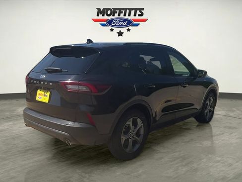 Used 2025 Ford Escape ST-Line FWD image 4