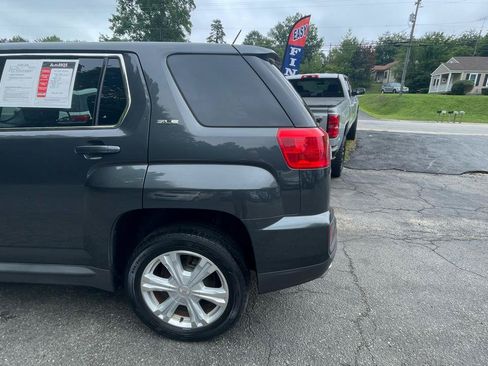 Used 2017 GMC Terrain SLE FWD image 5