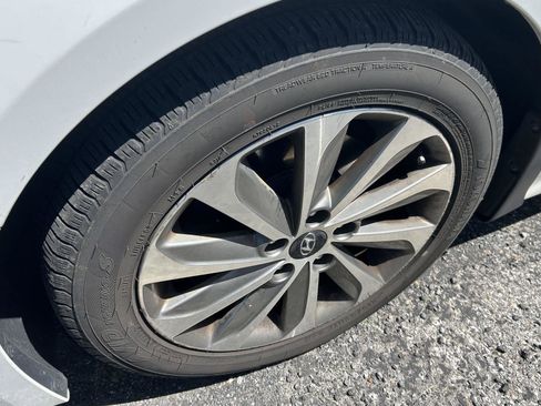 Used 2016 Hyundai Sonata Sport w/ Option Group 02 FWD image 7