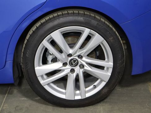Used 2024 Lexus IS 300 w/ Comfort Package RWD image 38