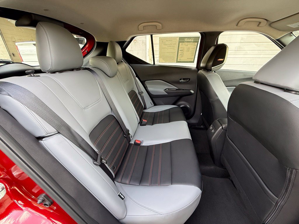 Used 2024 Nissan Kicks SR w/ SR Premium Package FWD image 37