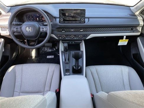 New 2025 Honda Accord SE image 9