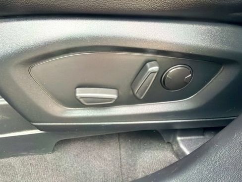 Used 2022 Ford Explorer ST w/ Equipment Group 401A AWD/4WD image 20