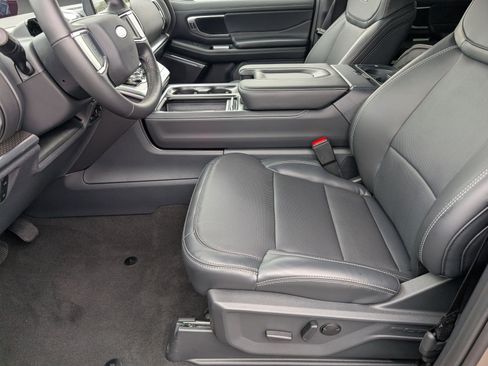 New 2027 Ford Expedition Platinum w/ Stealth Performance Package AWD/4WD image 15