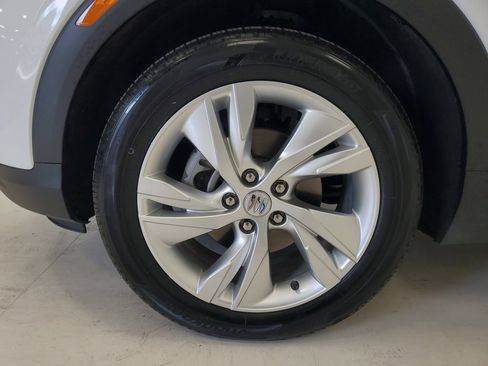 Used 2025 Buick Encore GX Preferred FWD image 9