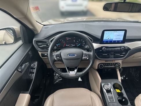 Used 2020 Ford Escape SEL AWD/4WD image 11