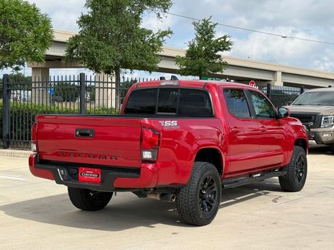 Used 2022 Toyota Tacoma SR w/ SR Convenience Package RWD image 5