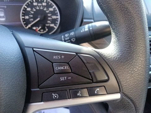 Used 2023 Nissan Altima 2.5 SV image 19