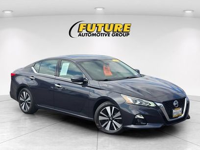Used 2019 Nissan Altima 2.5 SV