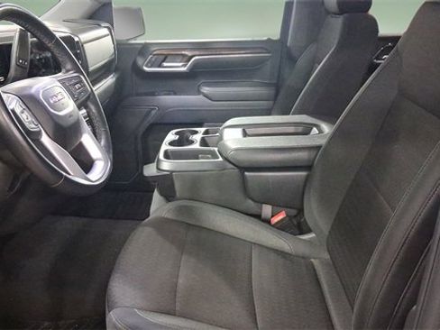 Used 2024 GMC Sierra 1500 SLE image 9