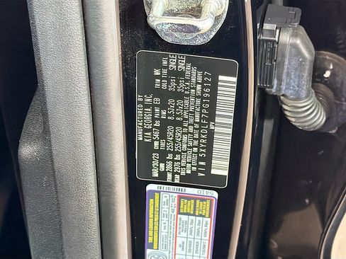 Used 2023 Kia Sorento SX AWD/4WD image 35