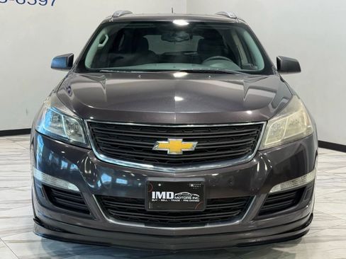 Used 2017 Chevrolet Traverse LS image 3