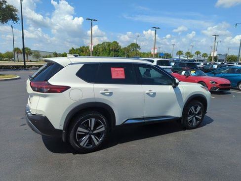 Certified 2023 Nissan Rogue SL w/ SL Premium Package FWD image 5
