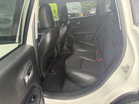 Used 2020 Jeep Compass Latitude AWD/4WD image 14
