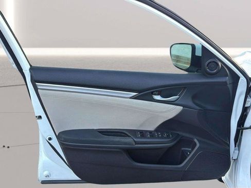 Used 2017 Honda Civic EX image 18