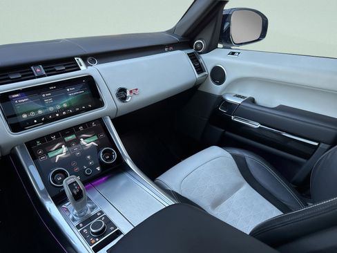 Used 2021 Land Rover Range Rover Sport SVR image 50