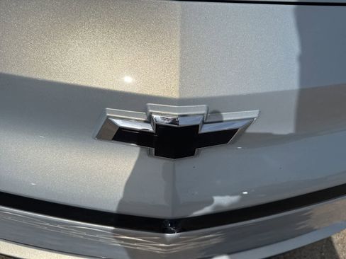 Used 2023 Chevrolet Bolt LT FWD image 11