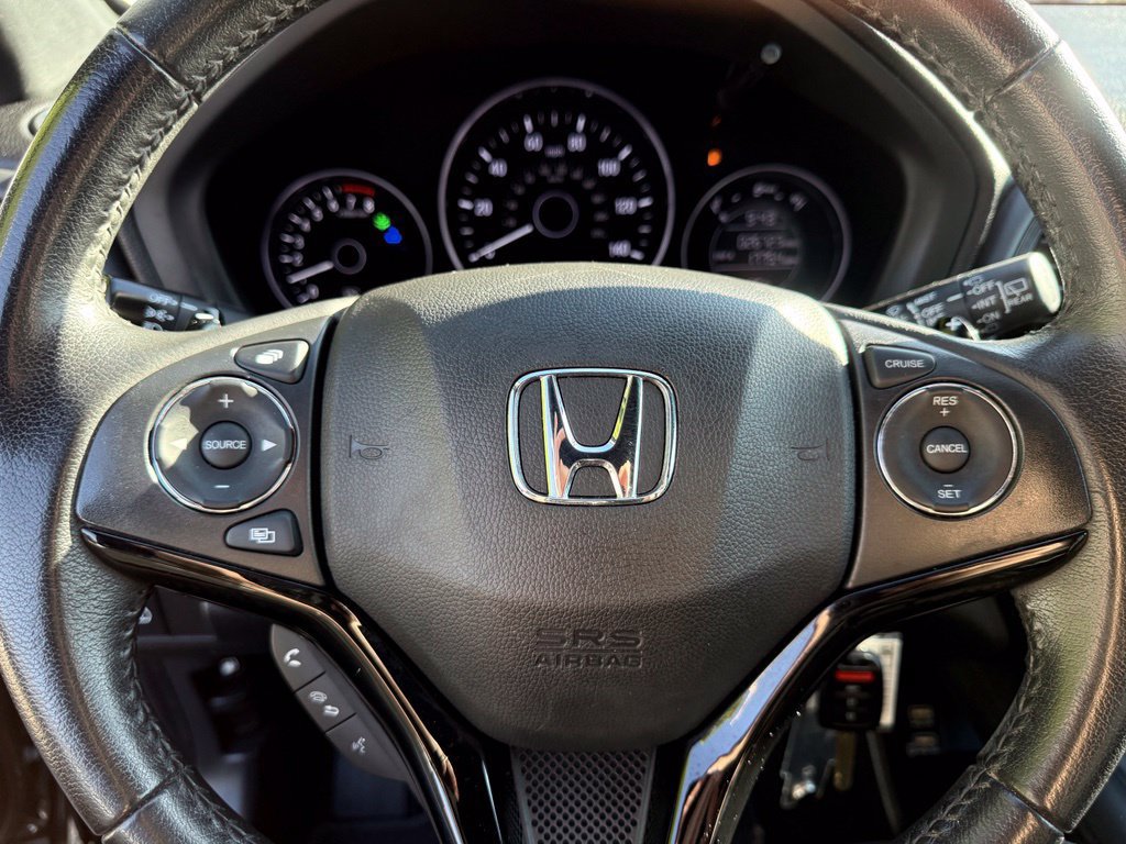 Used 2021 Honda HR-V Sport image 31