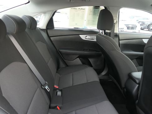 Used 2023 Kia Forte LXS w/ LXS Technology Package image 24