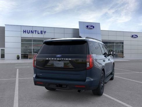 New 2025 Ford Expedition Active image 8