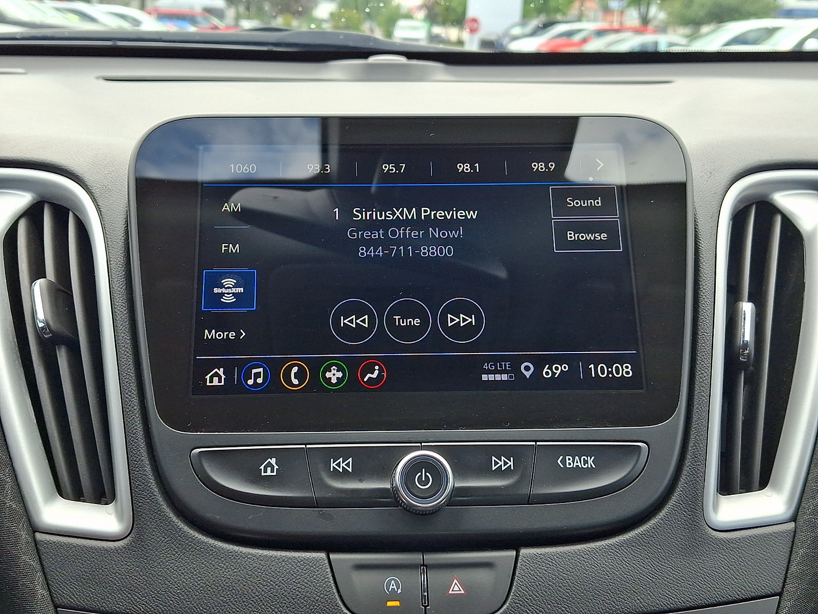 Used 2025 Chevrolet Malibu LT FWD image 16