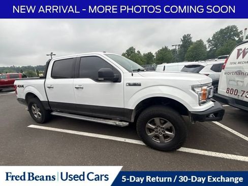 Used 2018 Ford F150 XLT w/ Equipment Group 302A Luxury AWD/4WD image 3