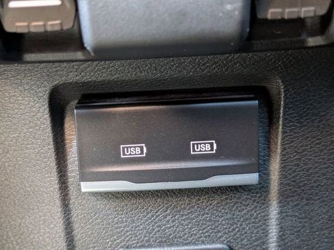 Used 2022 Jeep Gladiator Rubicon w/ Cold Weather Group image 15