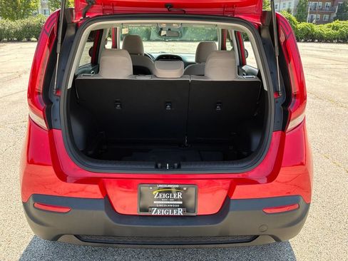 Used 2022 Kia Soul LX FWD image 33